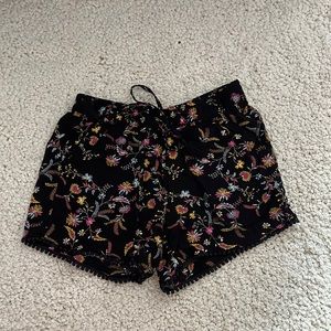a.n.a Floral Shorts